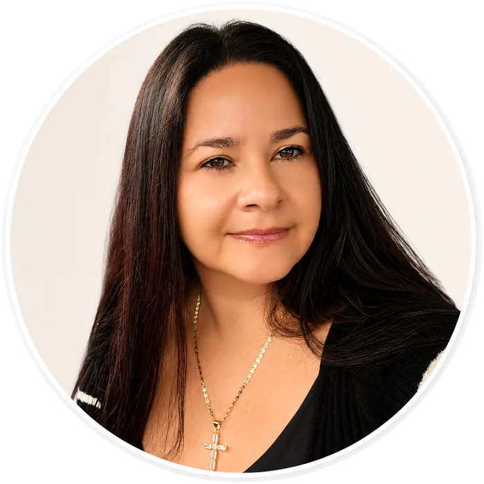 Orly Lemus, cofundadora de Happy Latina, especialista en estrategia, marketing e innovación para negocios latinos